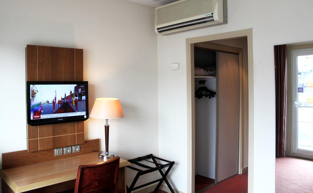 Kyriad Hotel Clermont Ferrand Centre Eksteriør bilde