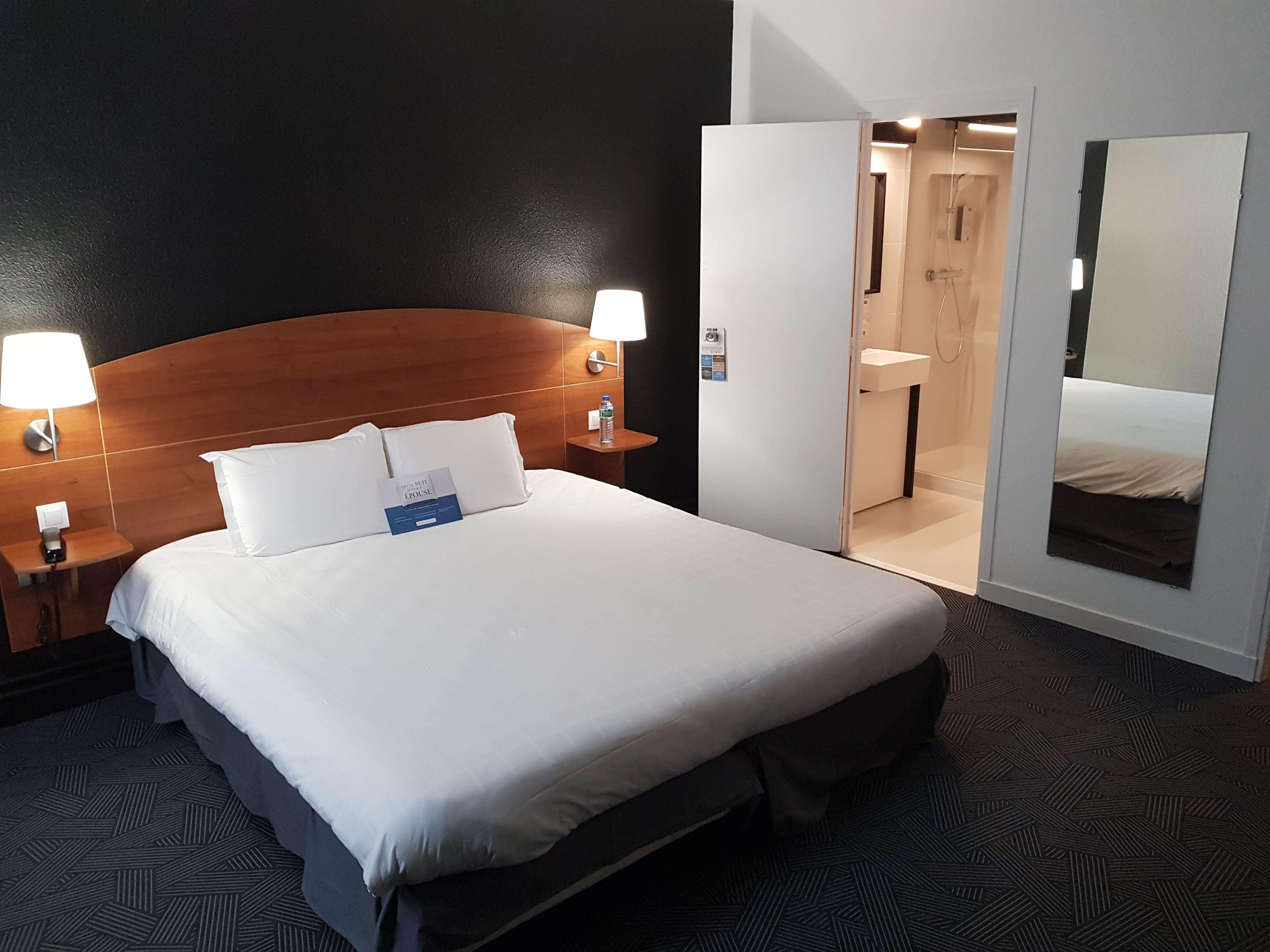 Kyriad Hotel Clermont Ferrand Centre Eksteriør bilde